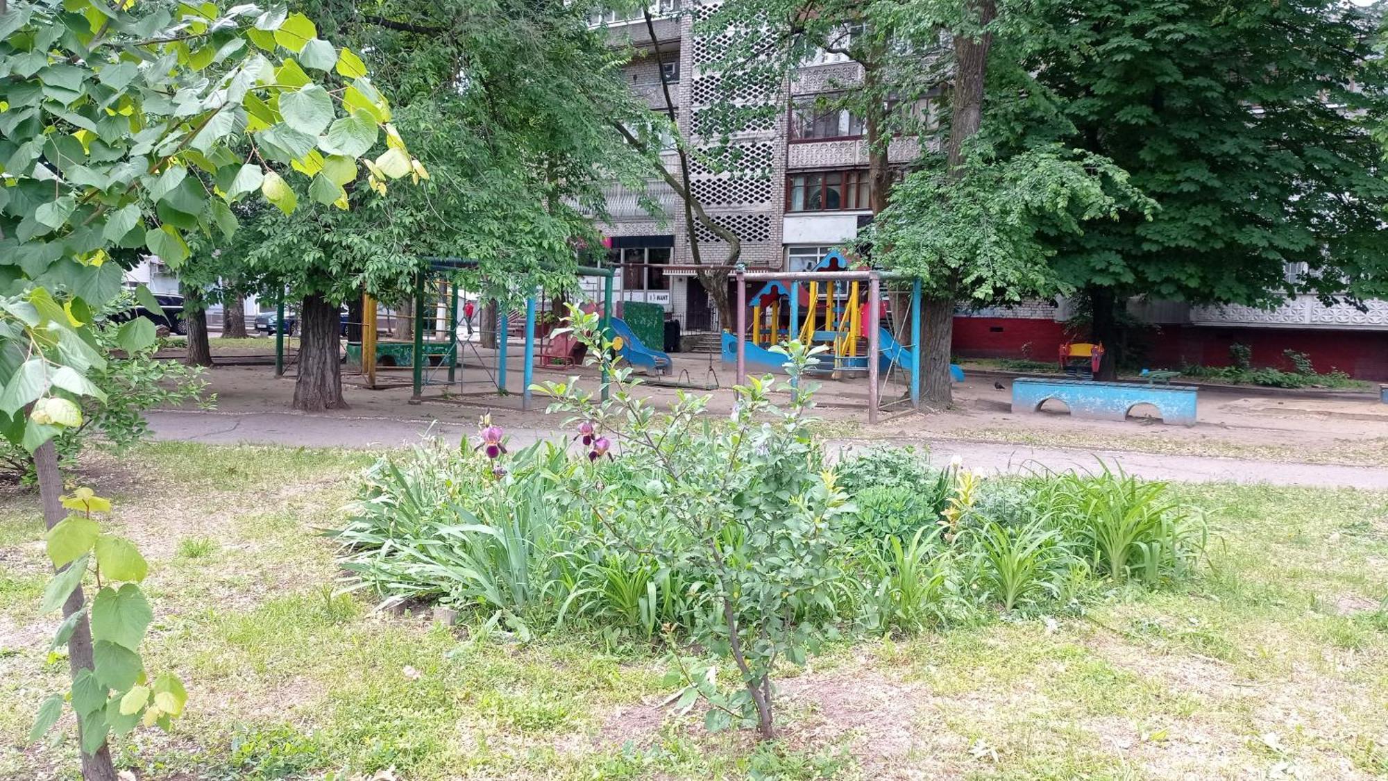 Білі 1 Кімнатні Апартаменти Сіті- Центр 4 Поверх 9 Поверхового Будинку Николайев Екстериор снимка